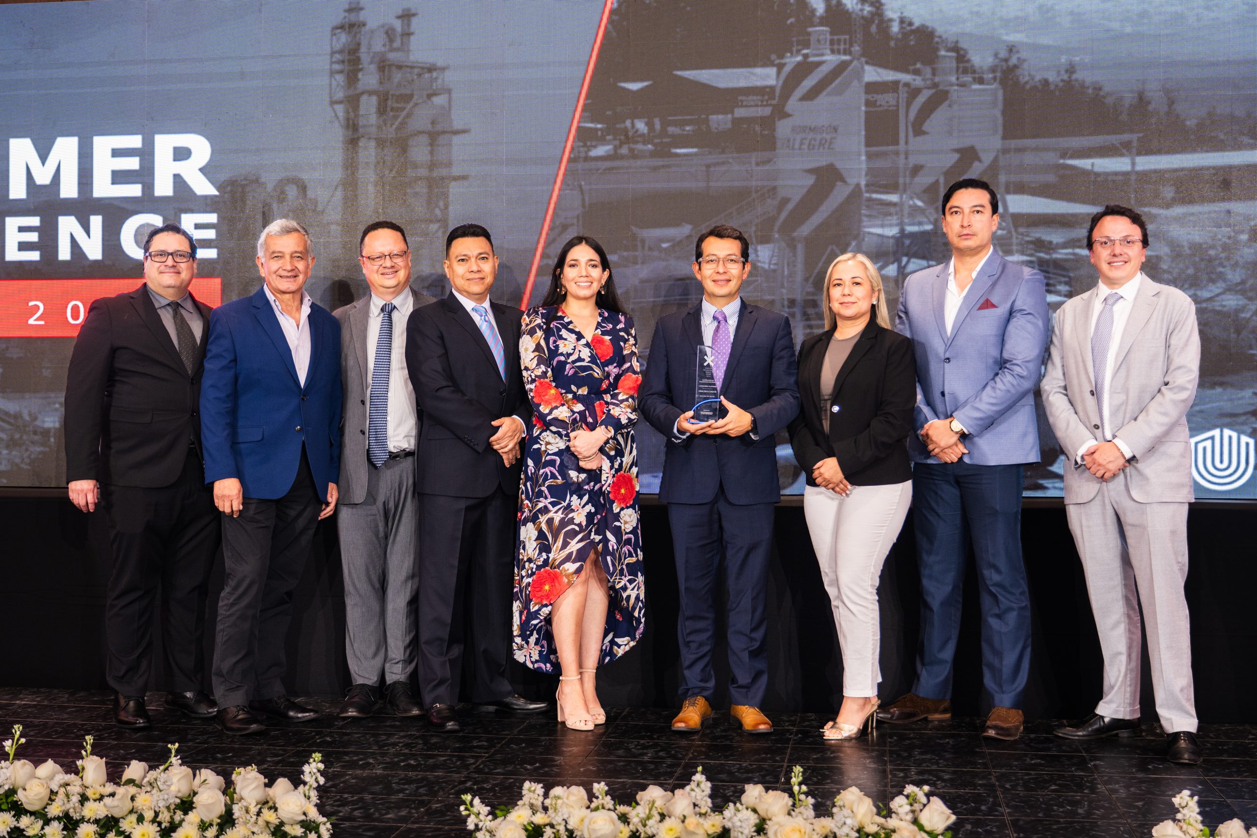 UNACEM Ecuador – Cemento Selvalegre fue reconocida como una de las Mejores Empresas en Experiencia del Cliente 
