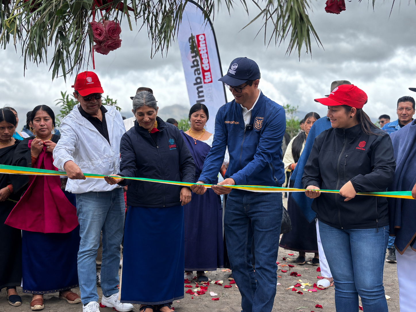 UNACEM Ecuador y Cemento Selvalegre fortalecen la conectividad en Tangalí con una nueva obra vial